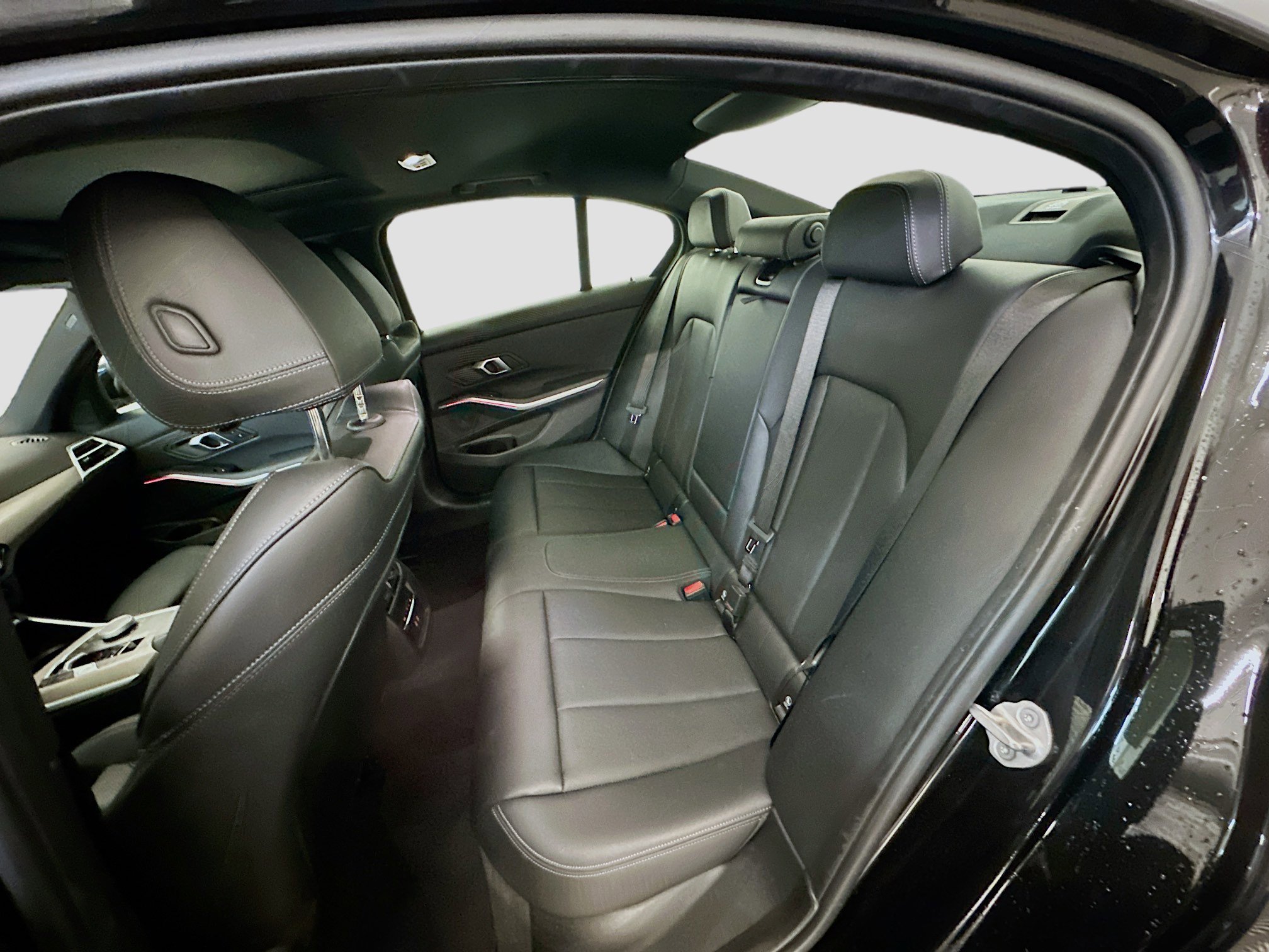 Used 2025 BMW 330i xDrive Sedan image 30