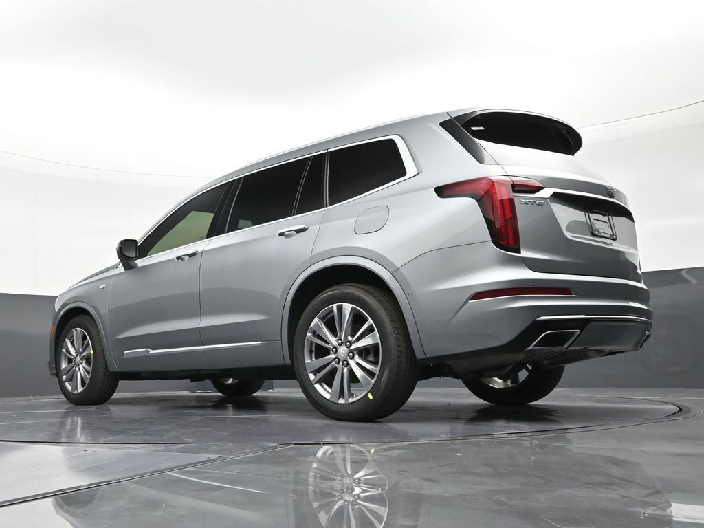 Certified 2023 Cadillac XT6 Premium Luxury w/ Technology Package FWD image 22