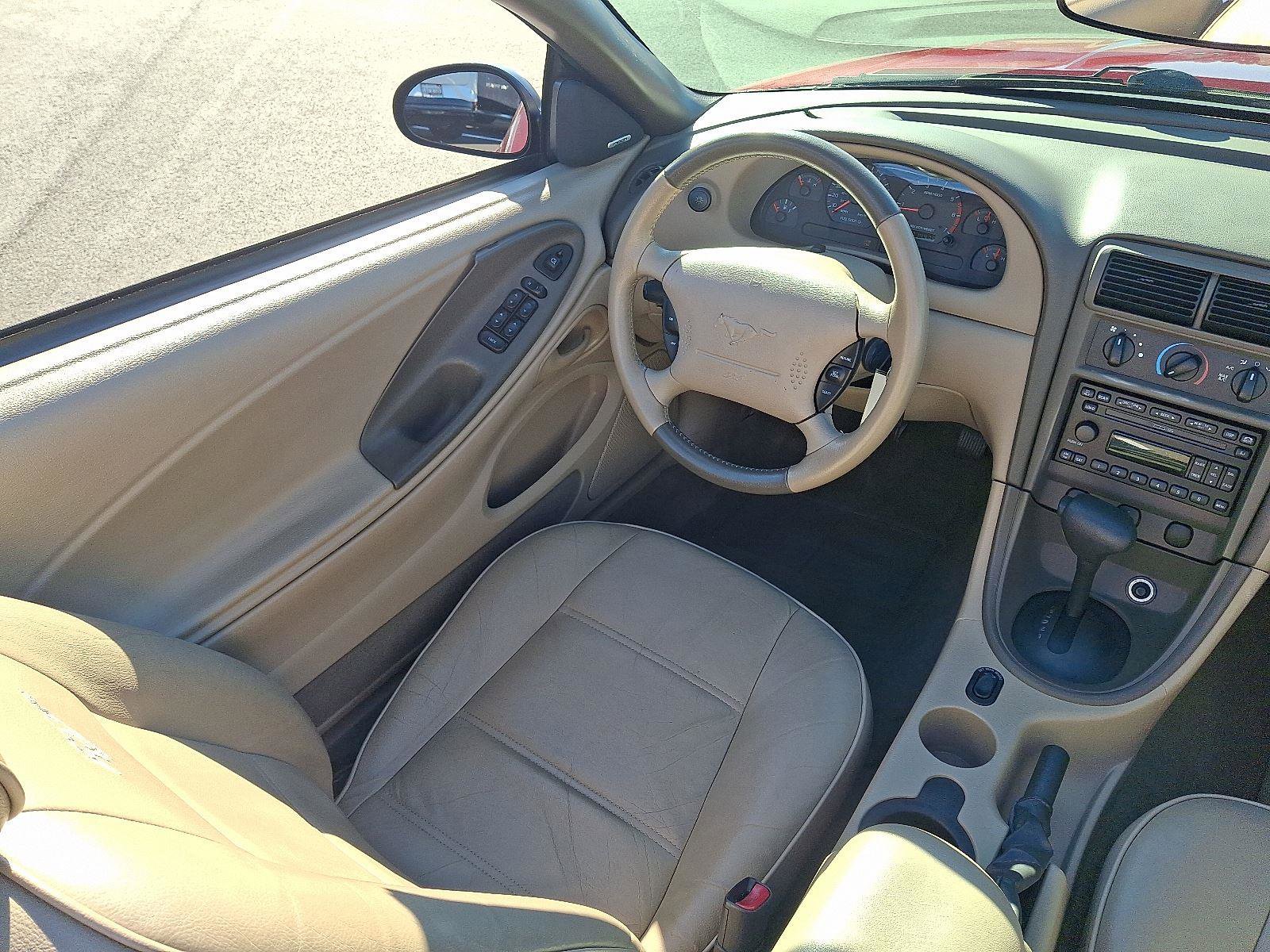 Used 2004 Ford Mustang Deluxe image 14