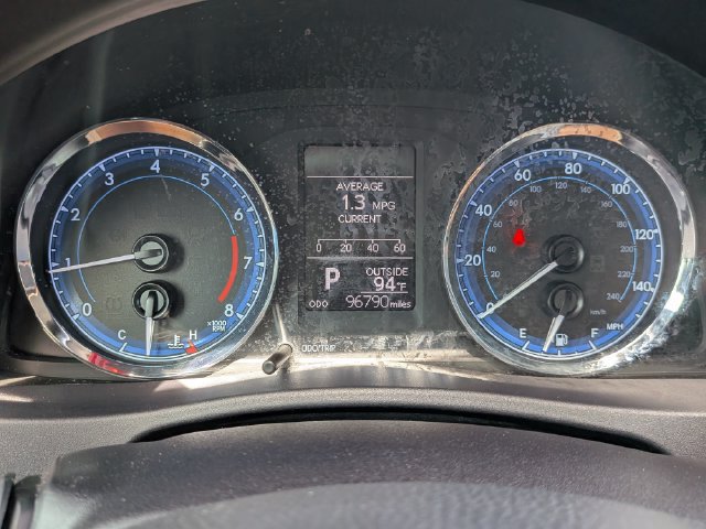 Used 2018 Toyota Corolla LE FWD image 23