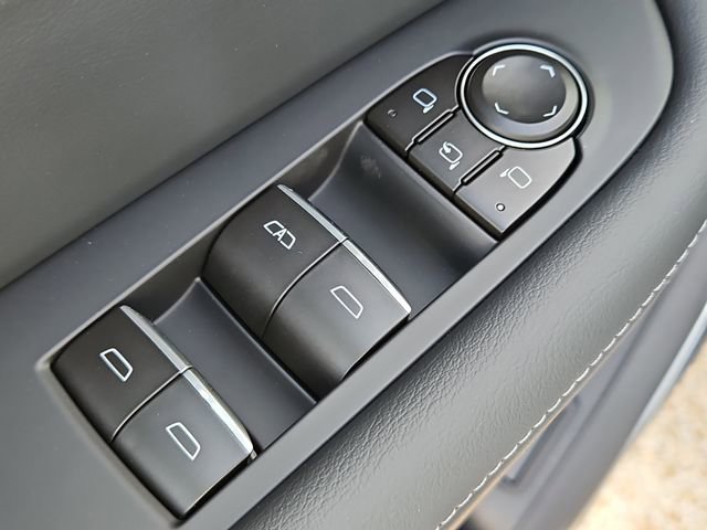 New 2026 Buick Enclave Avenir w/ Super Cruise Package FWD image 14