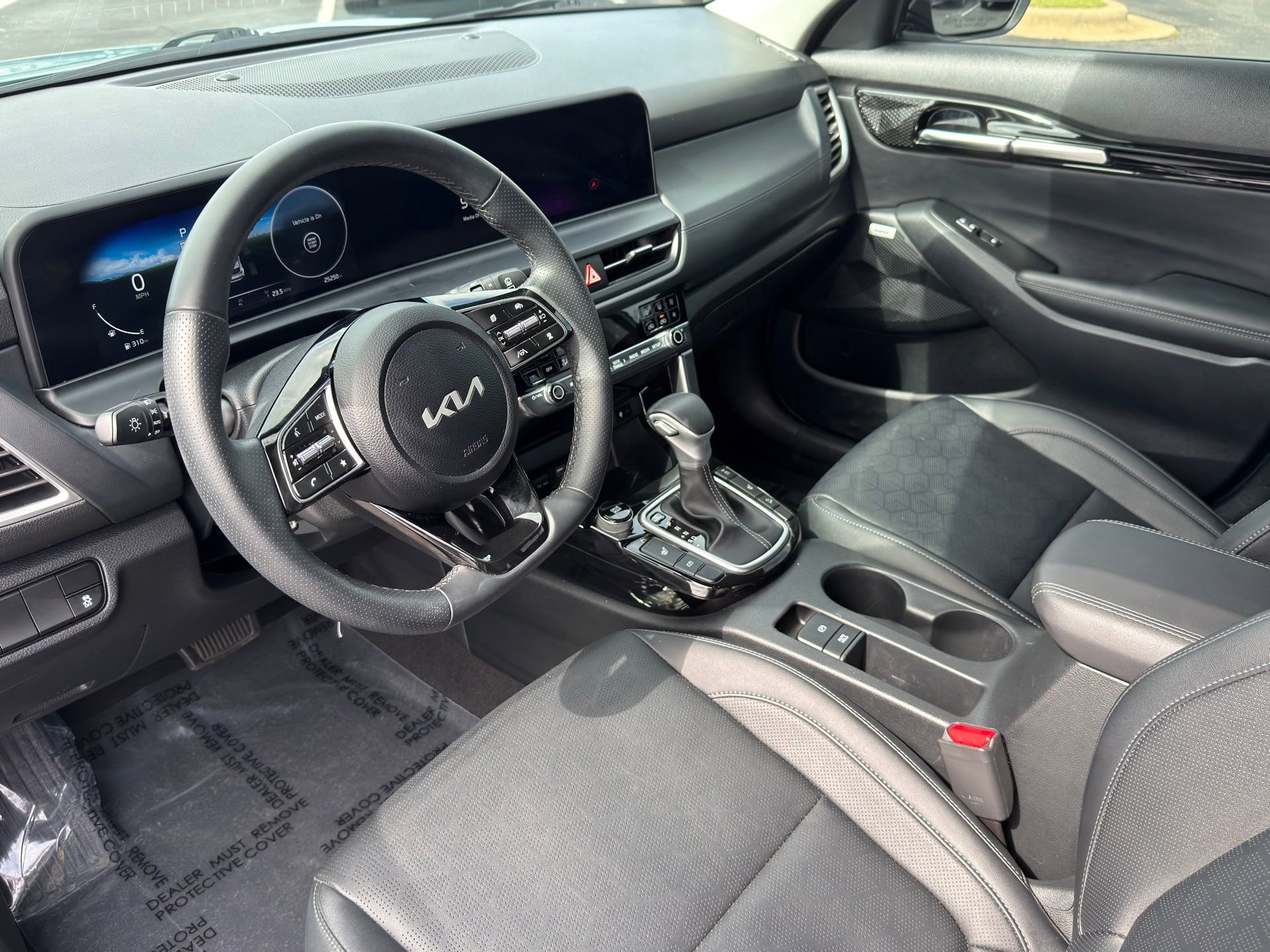 Used 2024 Kia Seltos SX AWD/4WD image 7