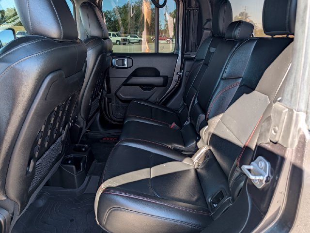 Used 2022 Jeep Gladiator Rubicon w/ LED Lighting Group AWD/4WD image 25