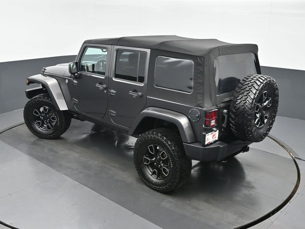 Used 2018 Jeep Wrangler Unlimited Sahara image 32
