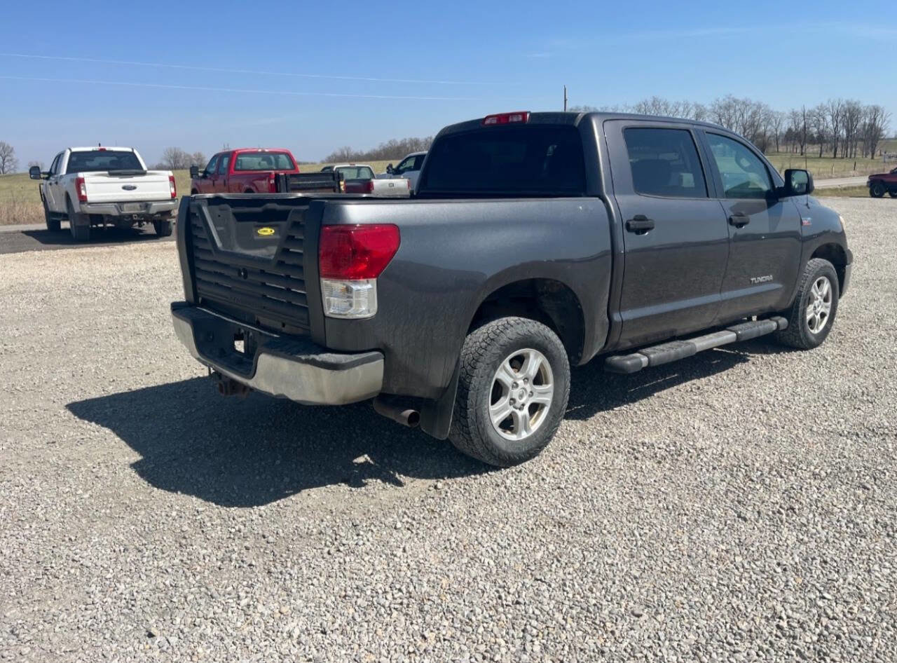Used 2013 Toyota Tundra 4x4 CrewMax w/ Tow Pkg image 18