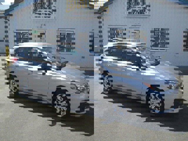 Used 2022 Subaru Impreza 2.0i