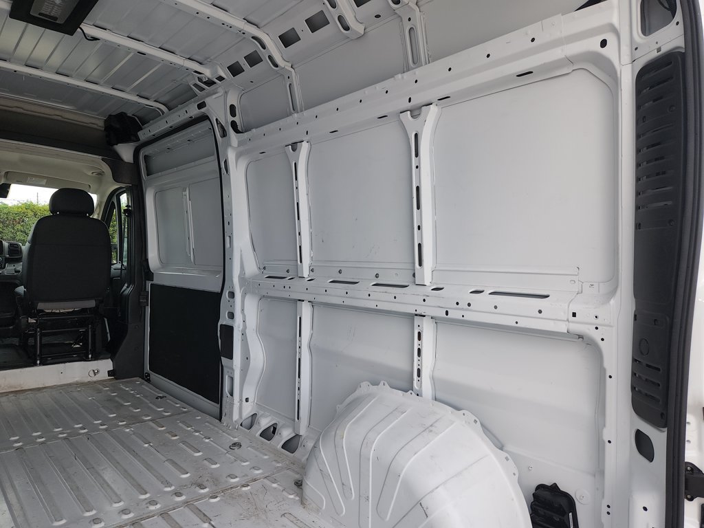 Used 2026 RAM ProMaster 2500 w/ Convenience Group FWD image 15