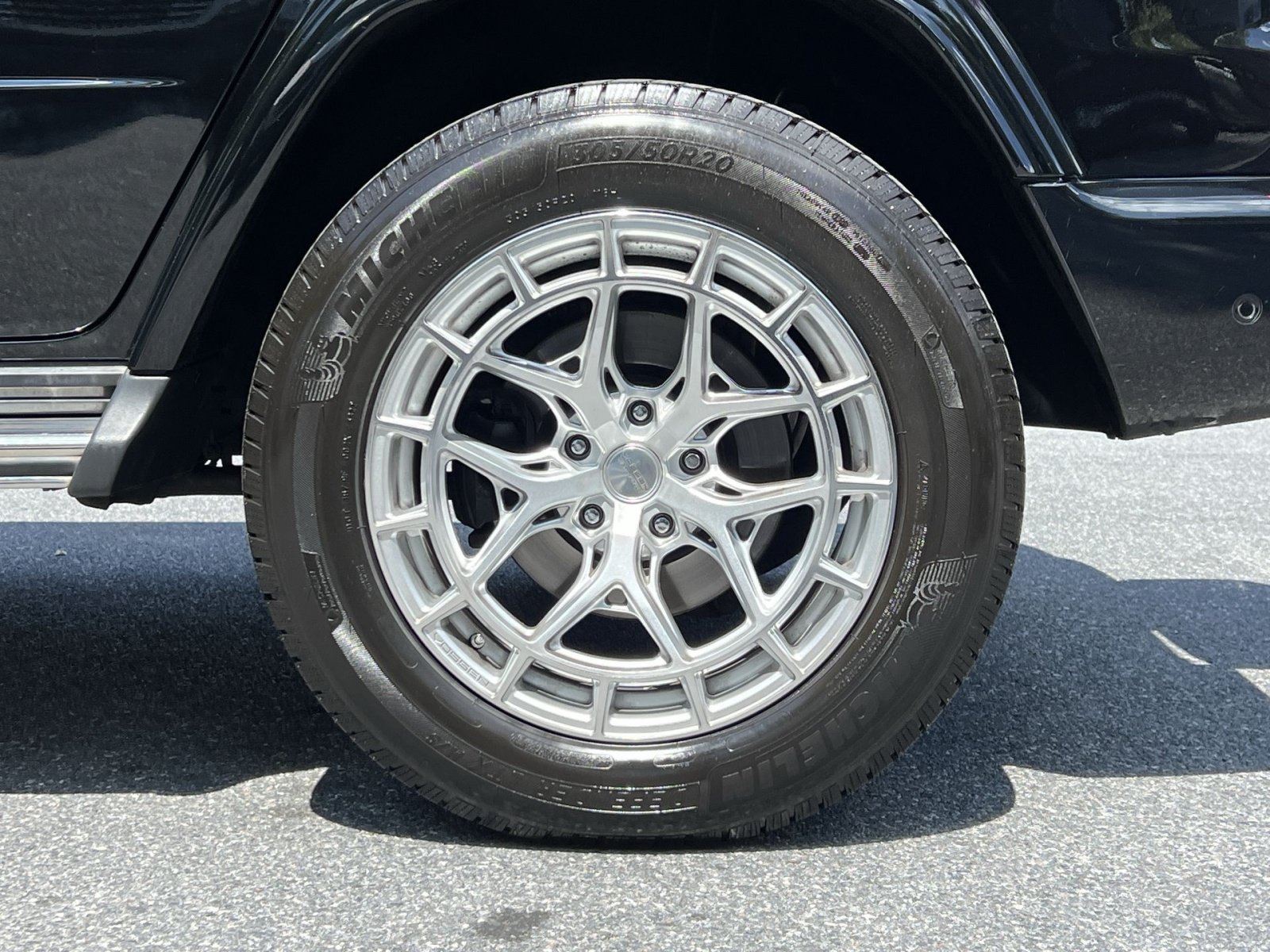 Used 2019 Mercedes-Benz G 550 image 17