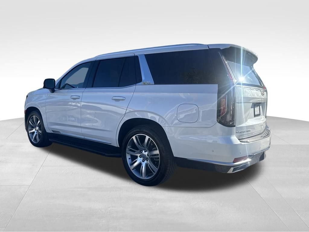 Used 2023 Cadillac Escalade Premium Luxury w/ Performance Package image 5