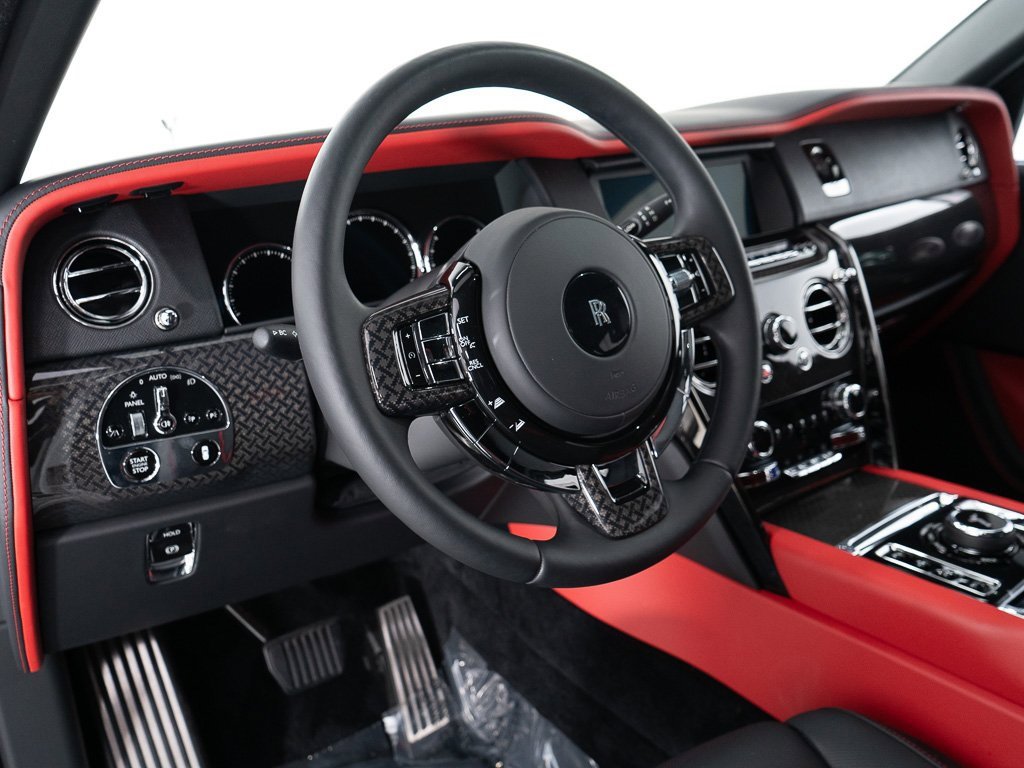 Certified 2024 Rolls-Royce Cullinan Black Badge w/ Dark Exterior Package image 15