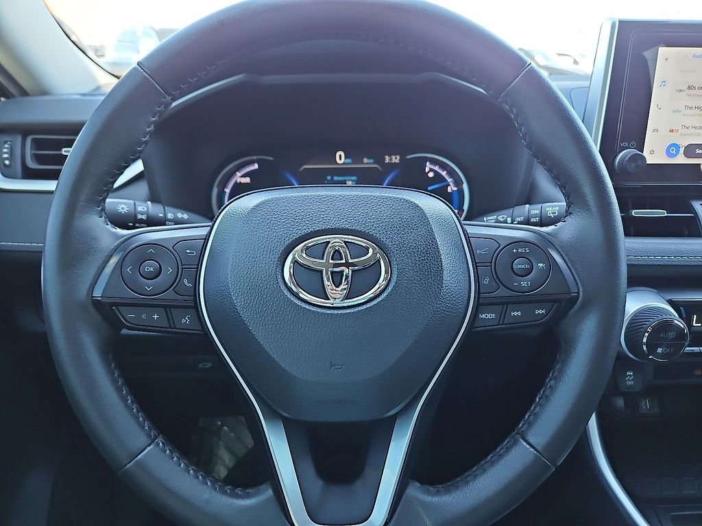Used 2024 Toyota RAV4 XLE Premium image 30