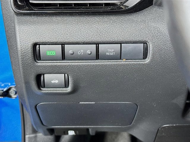 Certified 2023 Nissan Sentra SV w/ SV Premium Package image 11