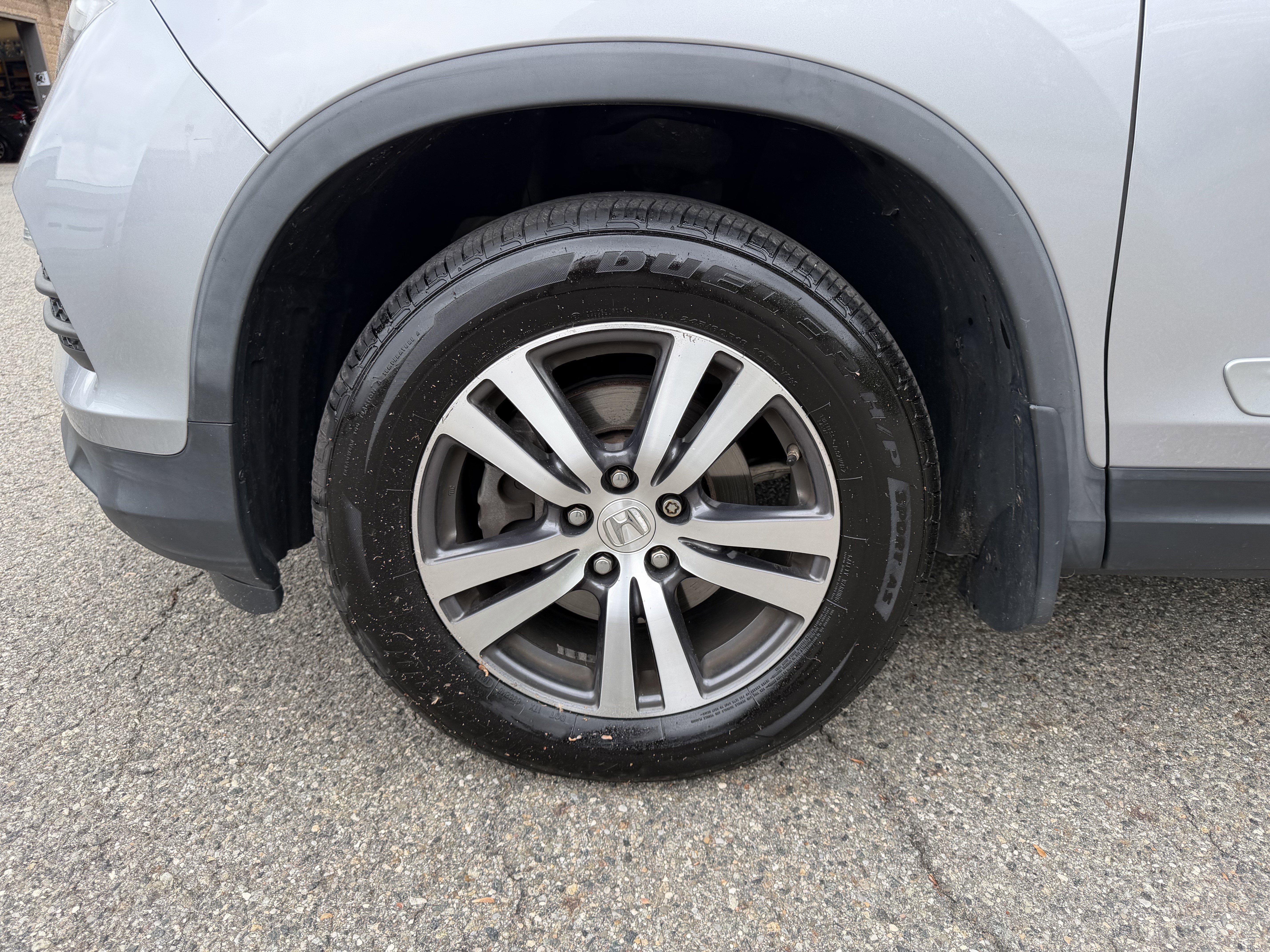 Used 2017 Honda Pilot EX image 8
