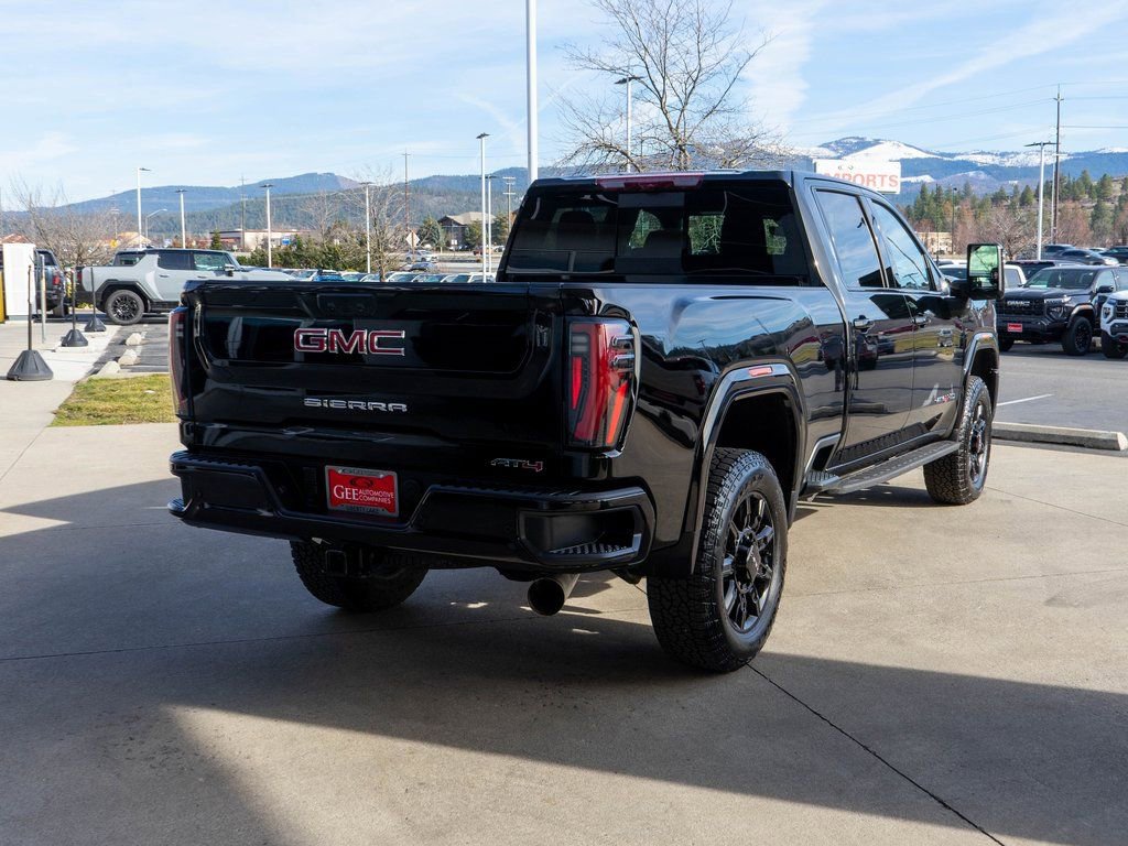 Used 2025 GMC Sierra 3500 AT4 w/ Technology Package image 7