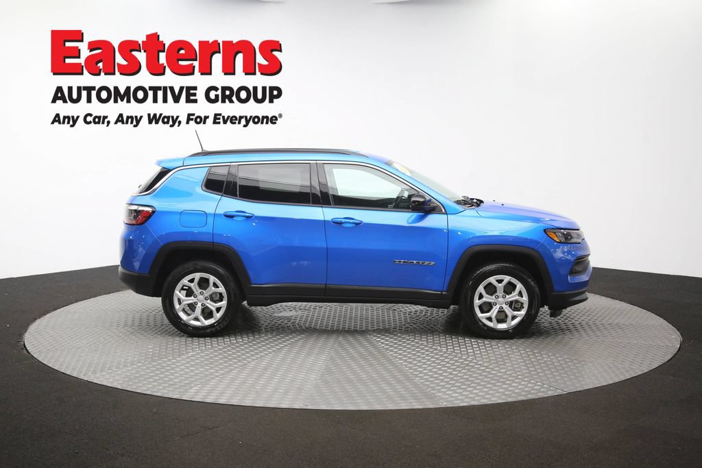Used 2024 Jeep Compass Latitude AWD/4WD image 43