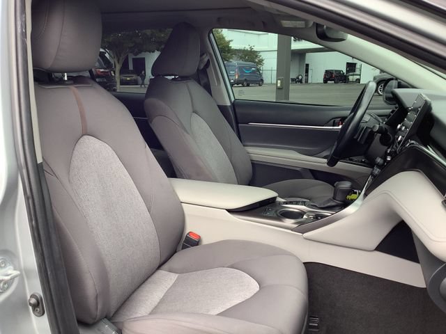Used 2021 Toyota Camry XSE FWD image 37