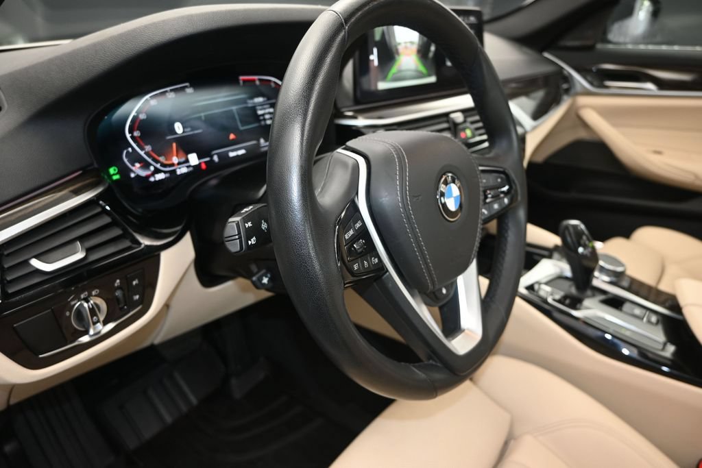 Certified 2023 BMW 530i w/ Premium Package RWD image 26