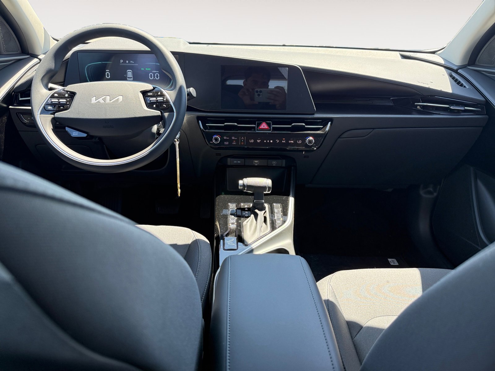 New 2026 Kia Niro LX FWD image 15