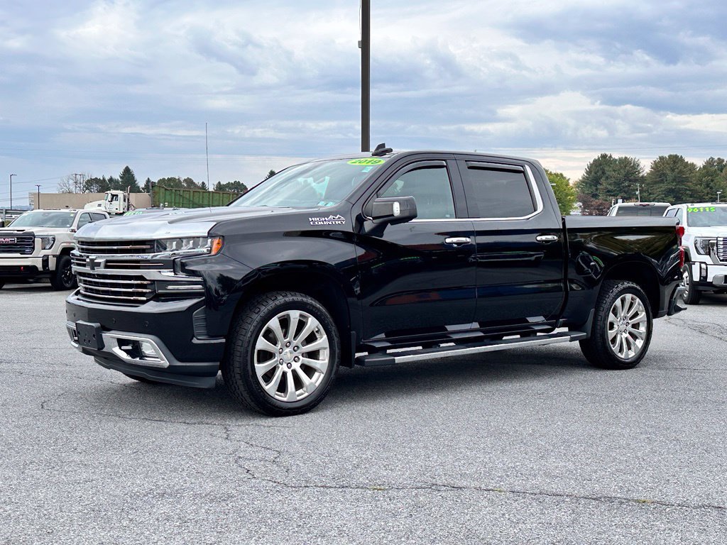 Used 2019 Chevrolet Silverado 1500 High Country w/ Technology Package AWD/4WD image 2