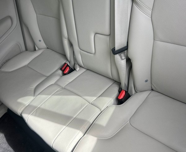 Used 2023 Volvo XC90 B5 Plus image 10