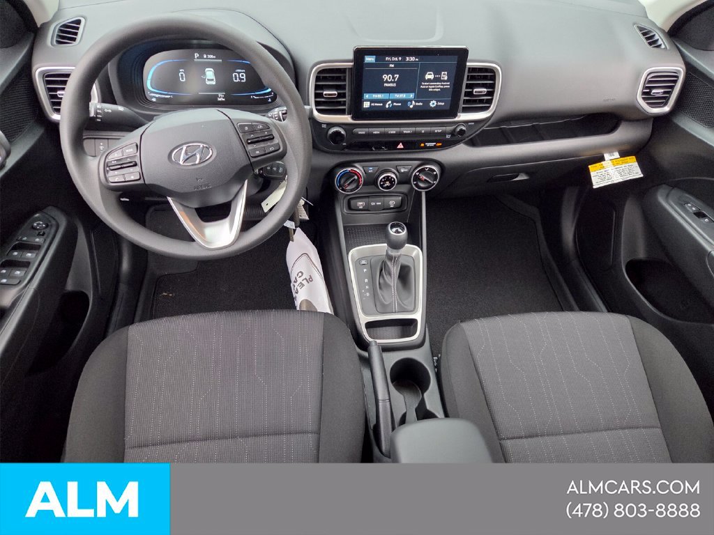 Used 2026 Hyundai Venue SE FWD image 10