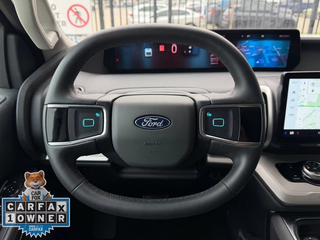 Used 2025 Ford Expedition Max Active AWD/4WD image 12
