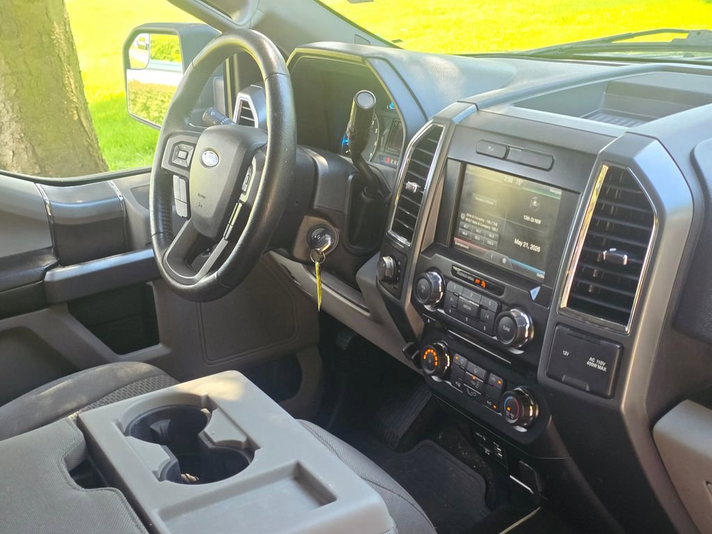 Used 2015 Ford F150 XLT w/ Equipment Group 301A Mid AWD/4WD image 22