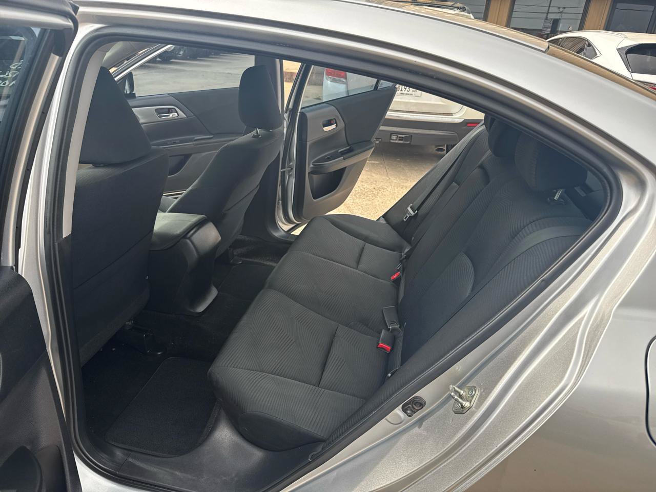 Used 2015 Honda Accord LX image 19