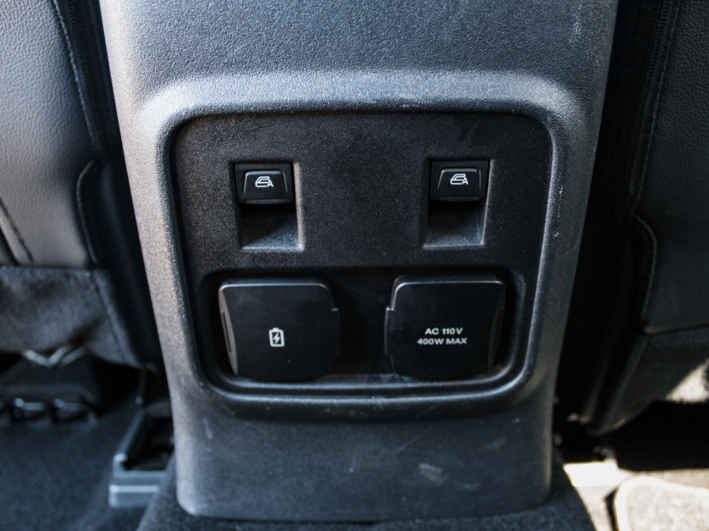 Used 2024 Ford Bronco Outer Banks AWD/4WD image 23