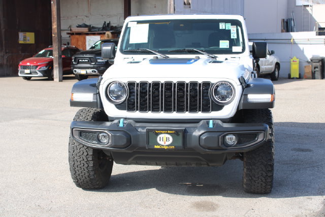 Used 2024 Jeep Wrangler Unlimited Rubicon 4xe AWD/4WD image 2