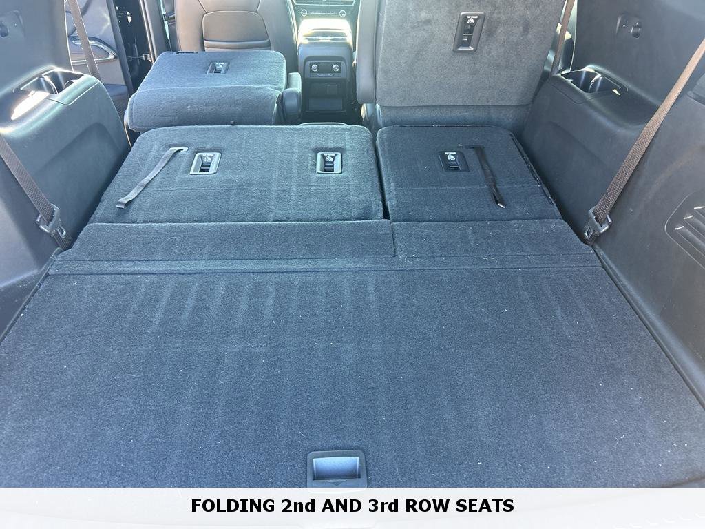 Used 2024 Chevrolet Traverse Z71 image 14