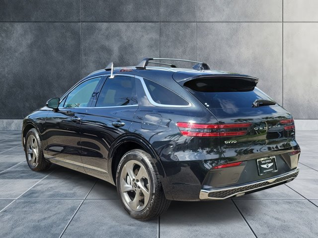 Certified 2026 Genesis GV70 2.5T AWD/4WD image 3