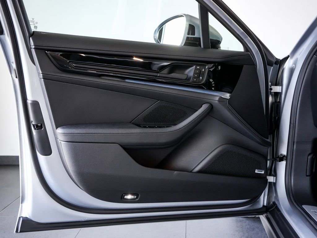 New 2026 Porsche Panamera 4 AWD/4WD image 12