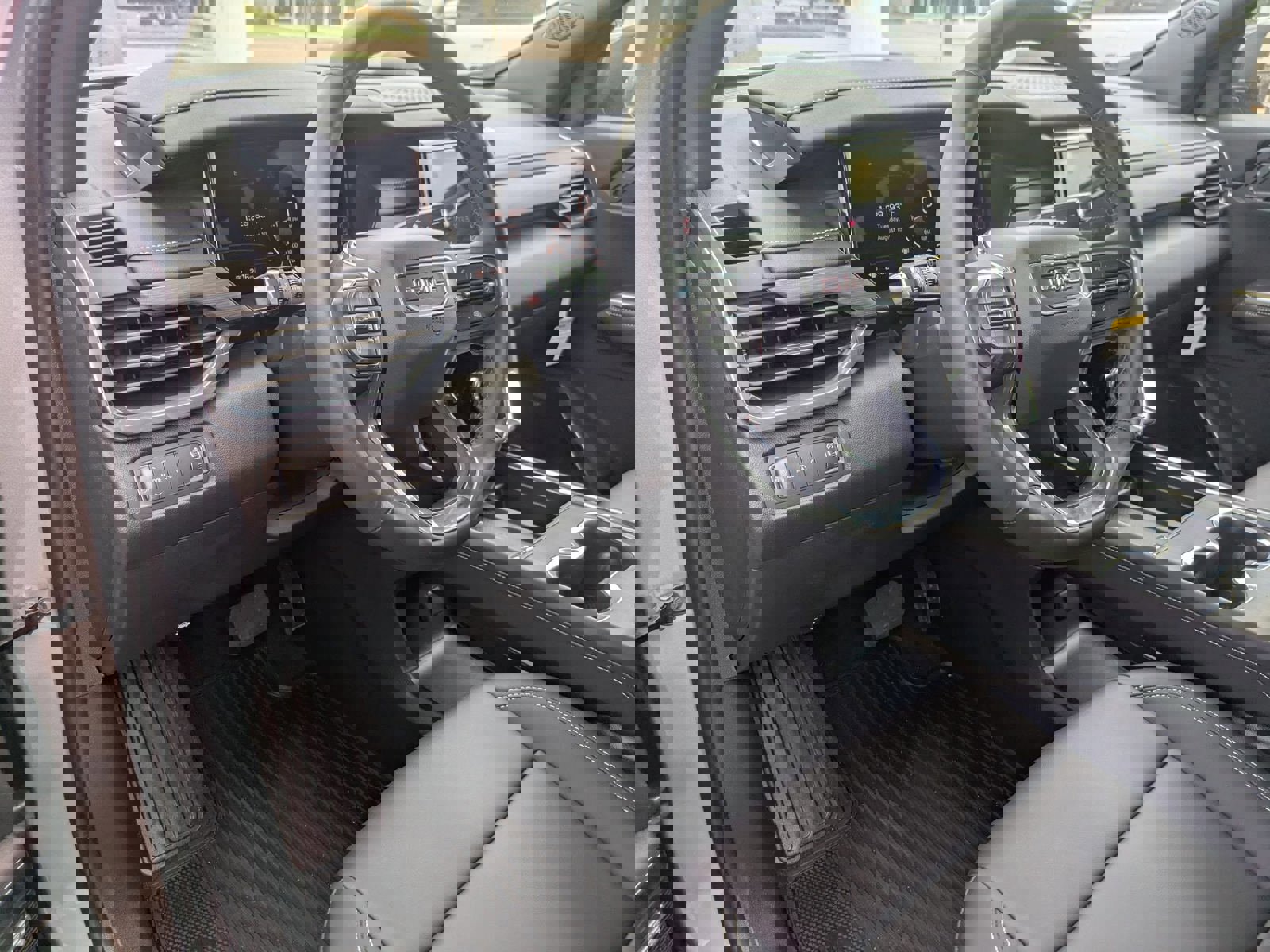 New 2025 GMC Acadia Elevation w/ Elevation Premium Package image 10