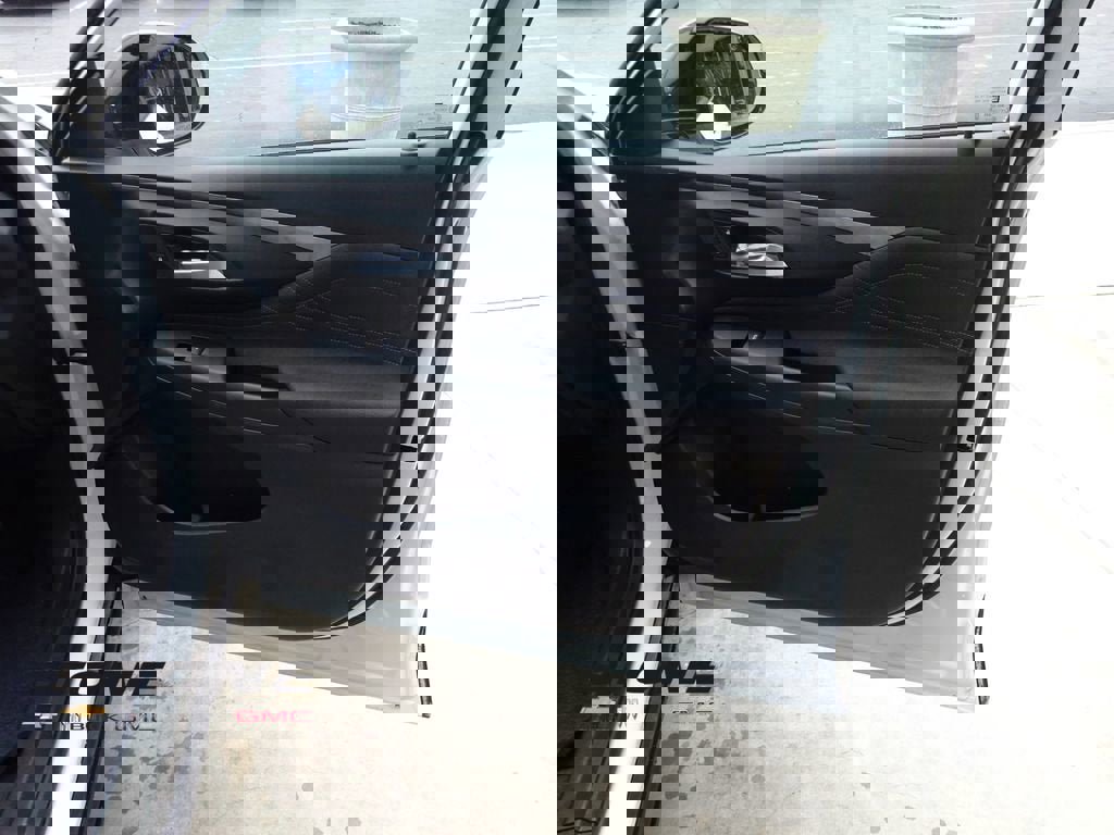 New 2026 Buick Envista Sport Touring w/ Convenience I Package FWD image 28