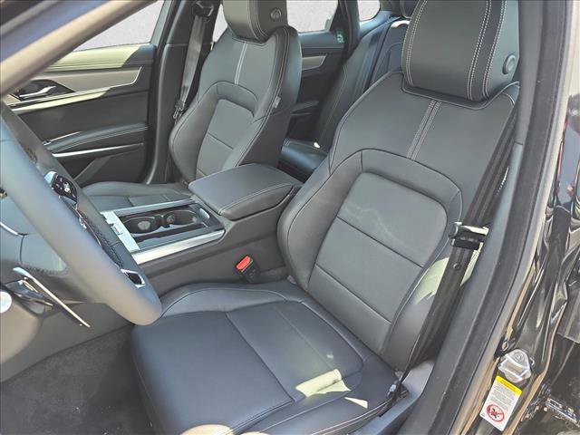 New 2024 Jaguar XF R-Dynamic SE AWD/4WD image 13