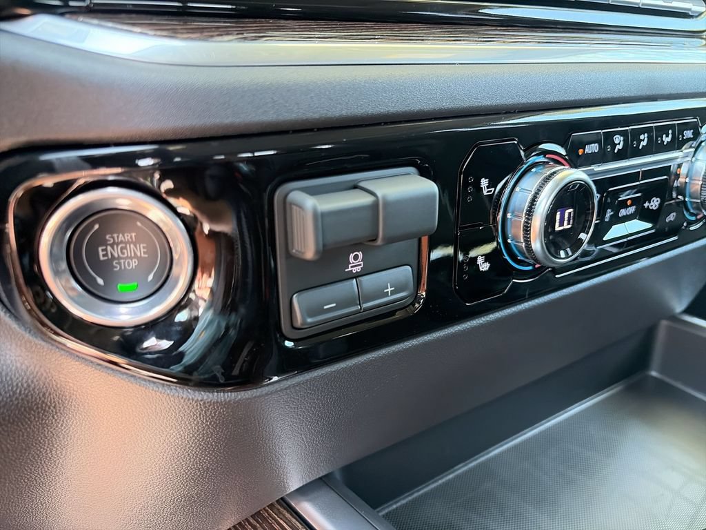 New 2026 GMC Sierra 1500 Elevation w/ Elevation Premium Package AWD/4WD image 22