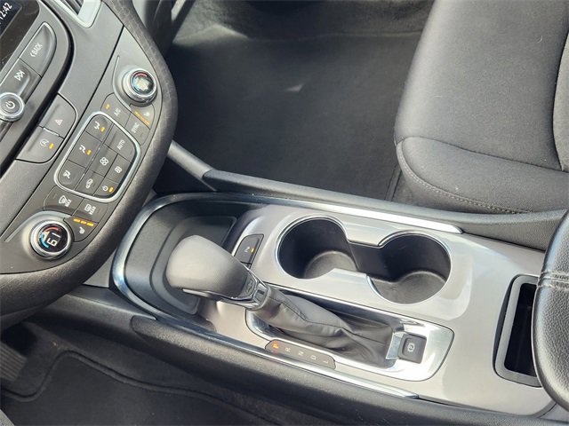 Used 2024 Chevrolet Malibu LT image 36