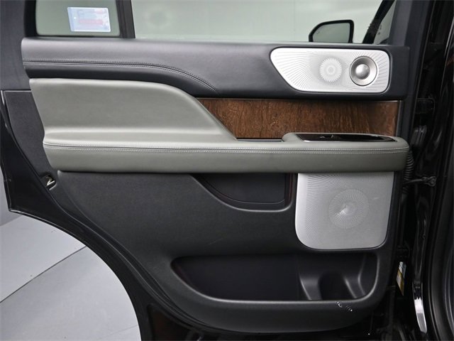 Used 2022 Lincoln Navigator Black Label image 26