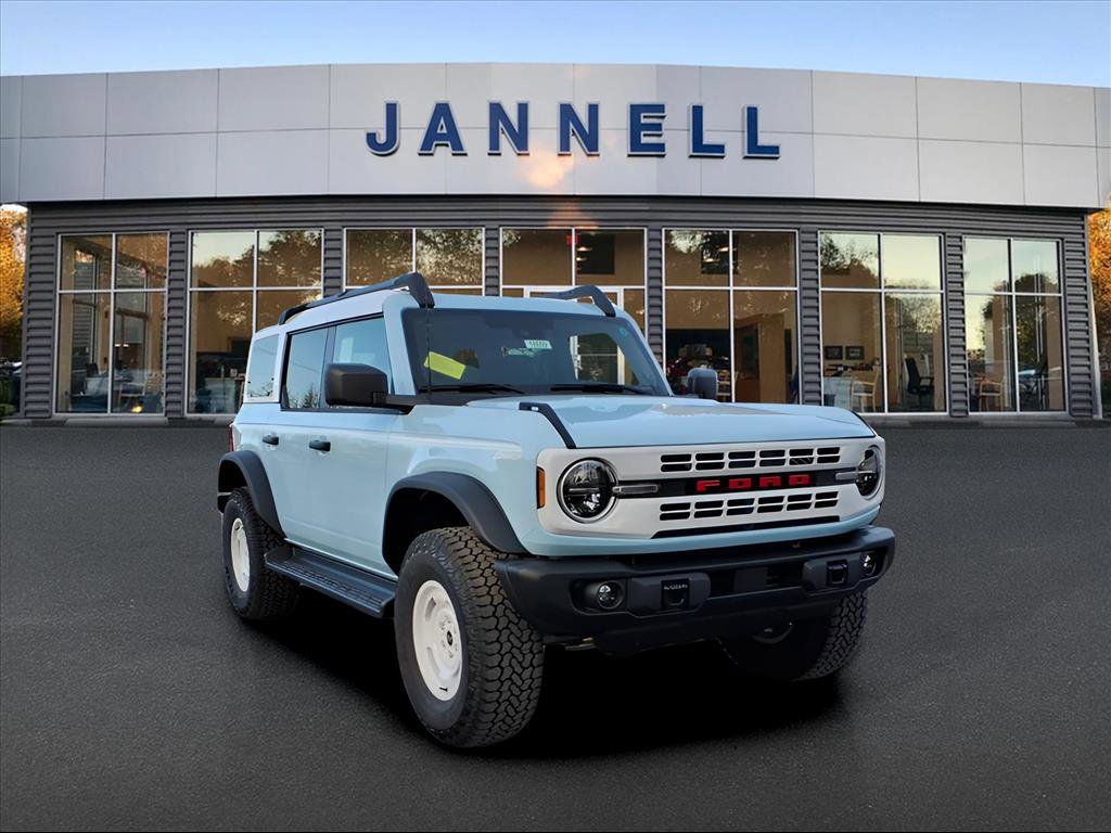 New 2025 Ford Bronco Heritage Edition image 3