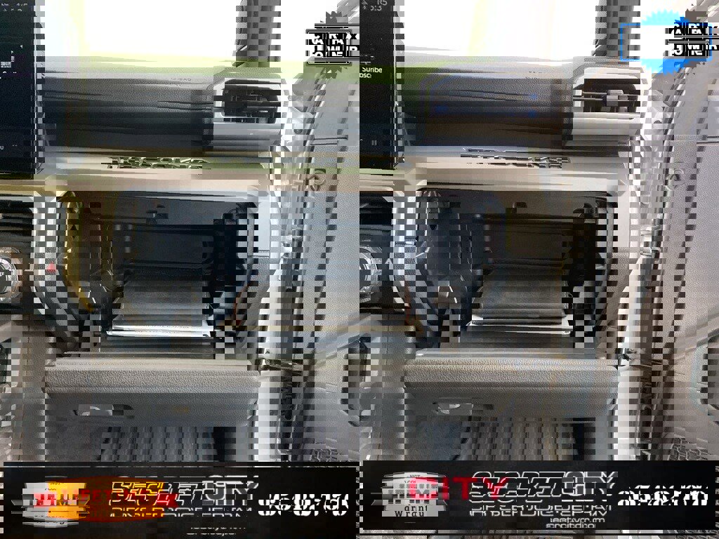 Used 2024 Toyota Tacoma TRD Off-Road w/ TRD Off Road Upgrade Package image 31