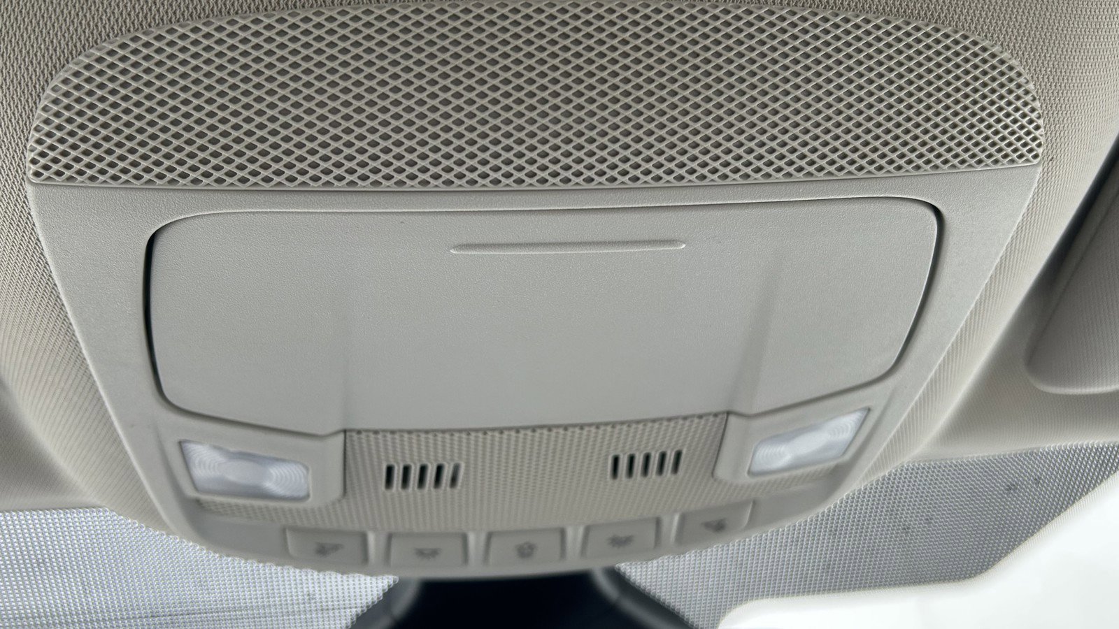 Used 2022 Ford Edge Titanium w/ Equipment Group 301A image 39