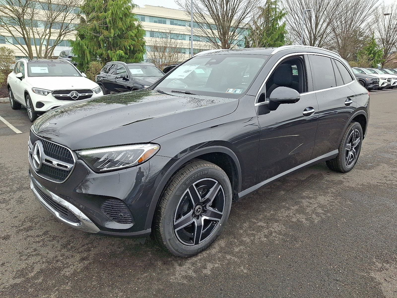 New 2026 Mercedes-Benz GLC 300 4MATIC image 3