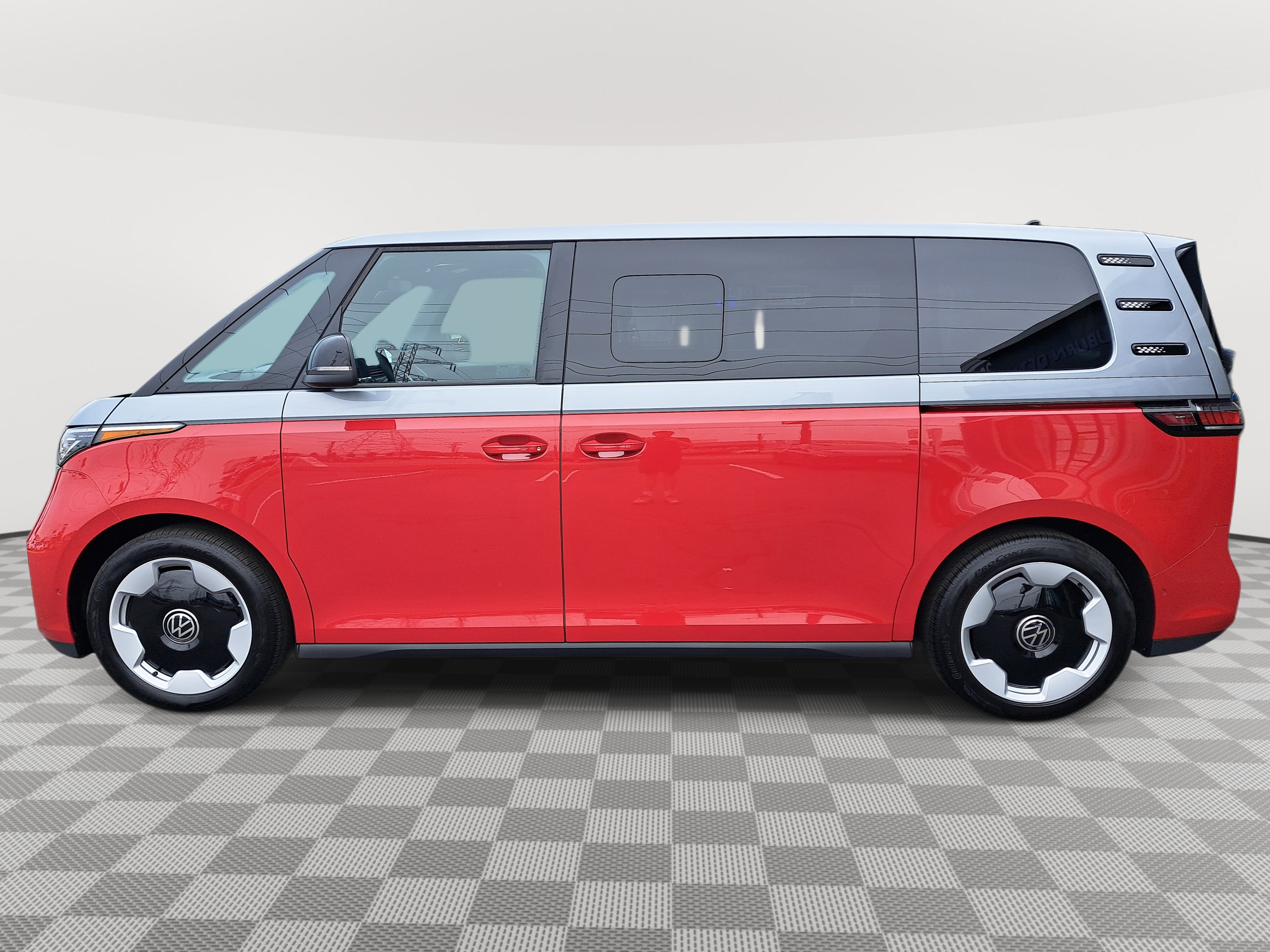 New 2025 Volkswagen ID. Buzz Pro S image 9