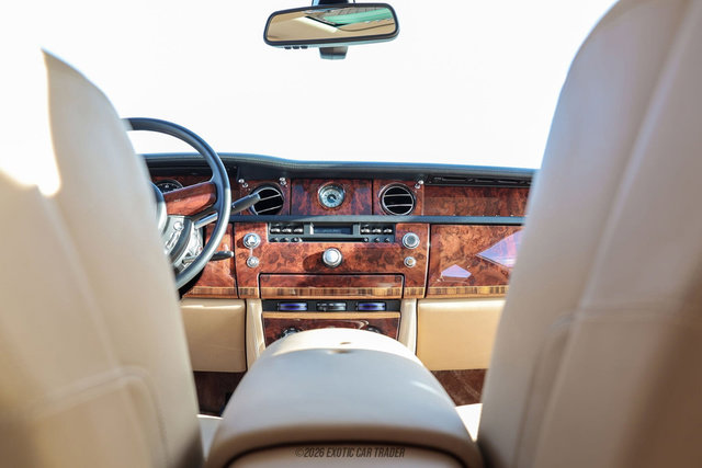 Used 2012 Rolls-Royce Phantom Sedan RWD image 43