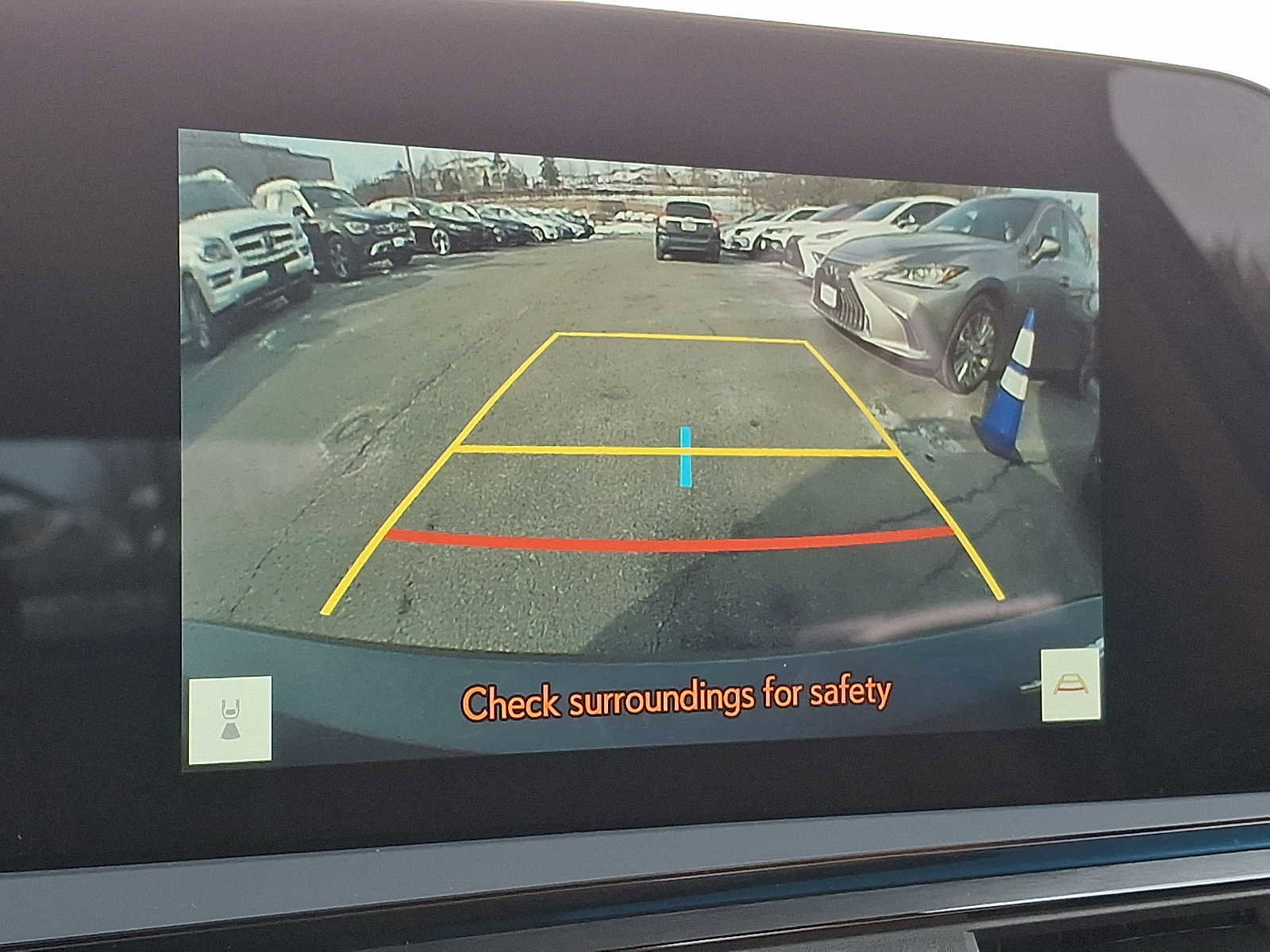 Used 2024 Lexus ES 250 w/ Premium Package image 16