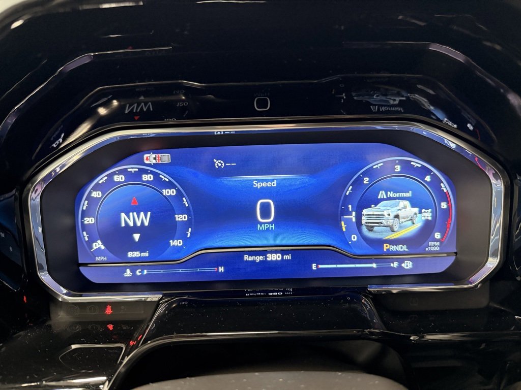 Used 2025 Chevrolet Silverado 2500 LT image 43