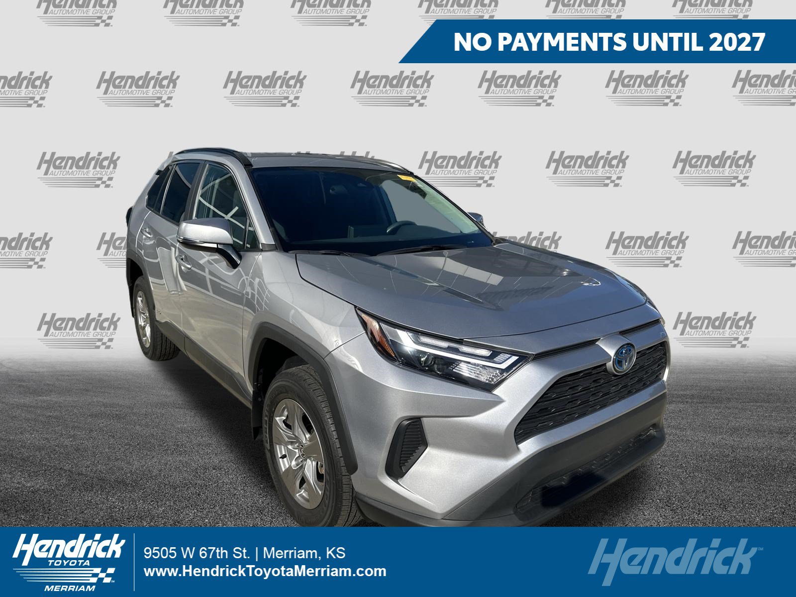 Used 2024 Toyota RAV4 XLE AWD/4WD image 1