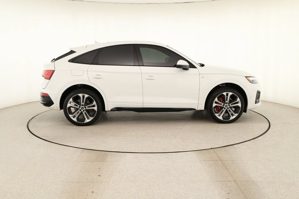 Certified 2024 Audi Q5 2.0T Prestige AWD/4WD image 8