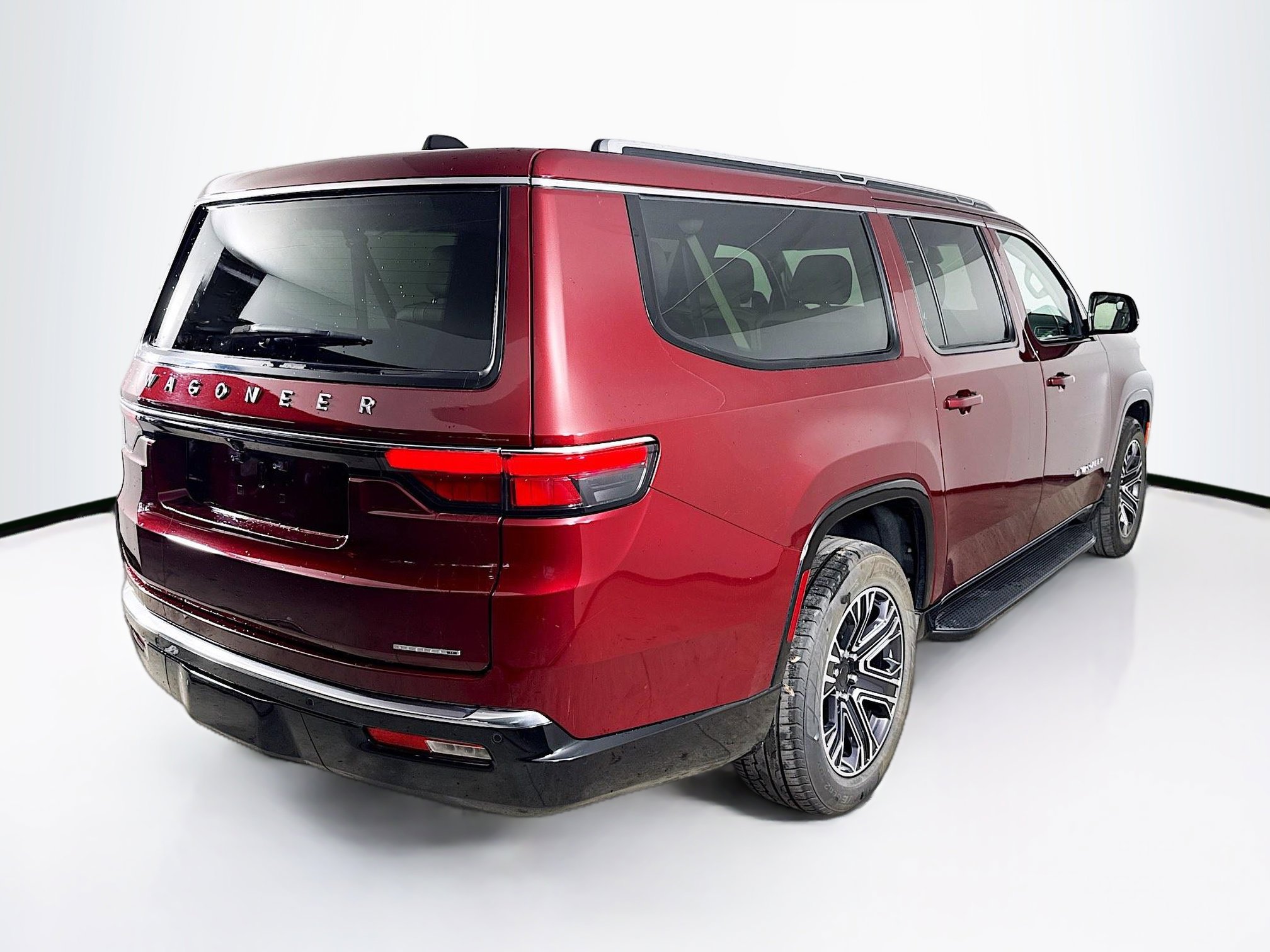 Used 2024 Jeep Wagoneer L Series II w/ Flexible Seating Group image 33